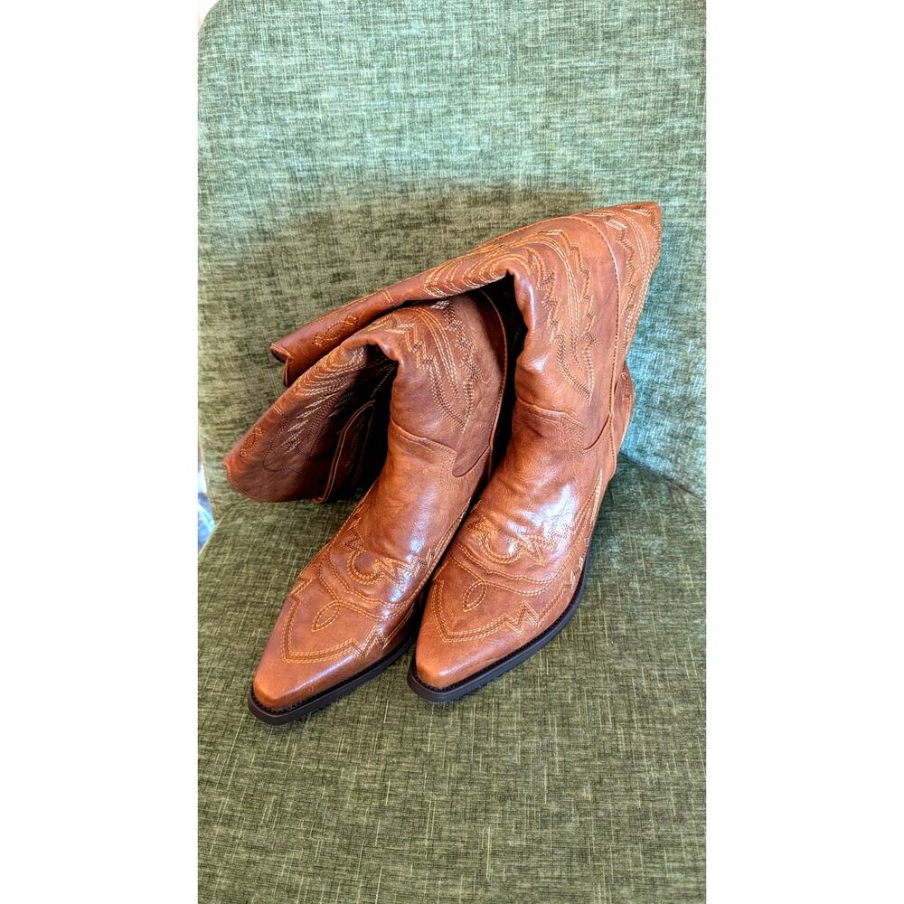 LeunDen Brown Cowboy Boots for Women, size 10(please check photo with measureme)